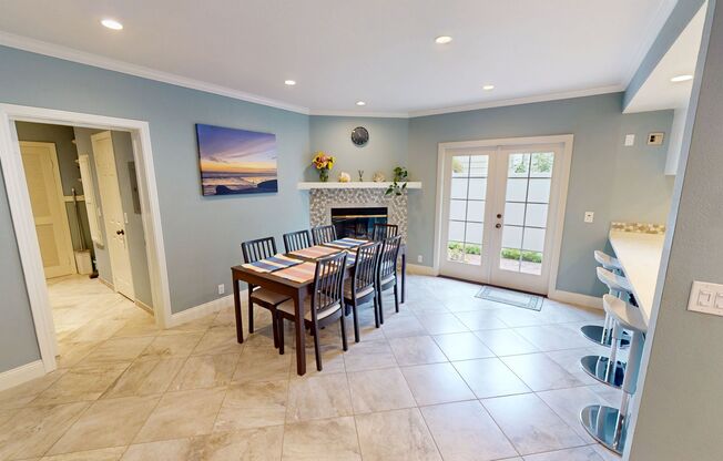 VACATION - 925 10th St Unit C