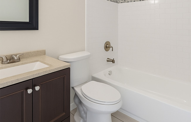 1 bed, 1 bath, 700 sqft, $1,695, Unit 2711 - 307