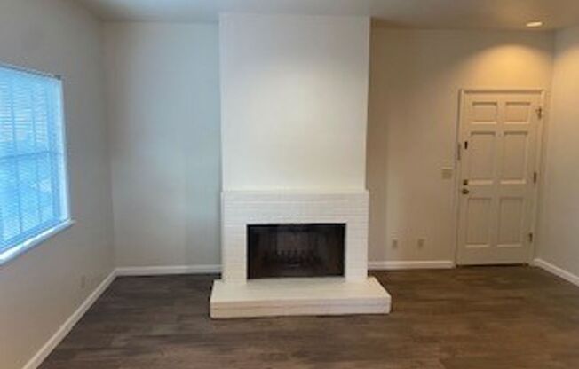 1 bed, 1 bath, 575 sqft, $2,000, Unit 640