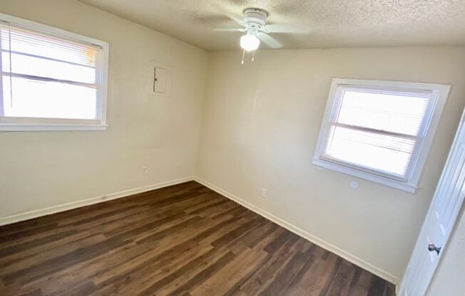 Handyman Special $0 First Month's Rent / “You fix, you SAVE BIG!!” Contact Mayshell for details: 806 704-3055 ext 2