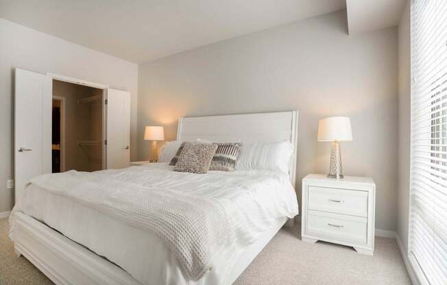 Spacious Bedrooms With Window Coverings