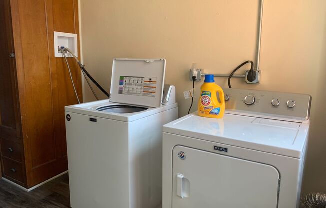 4 beds, 2 baths, $2,395, Unit 9