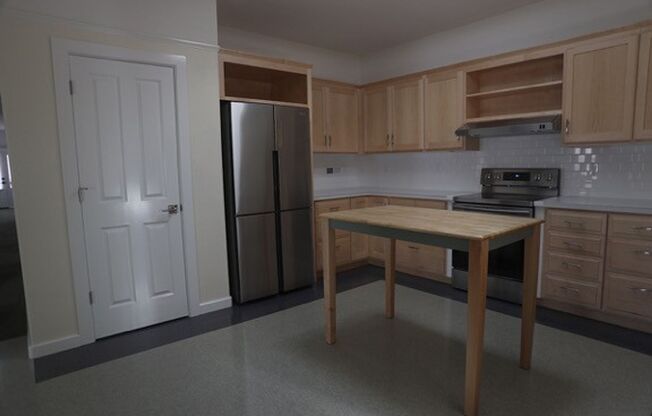 2 beds, 2 baths, $2,195