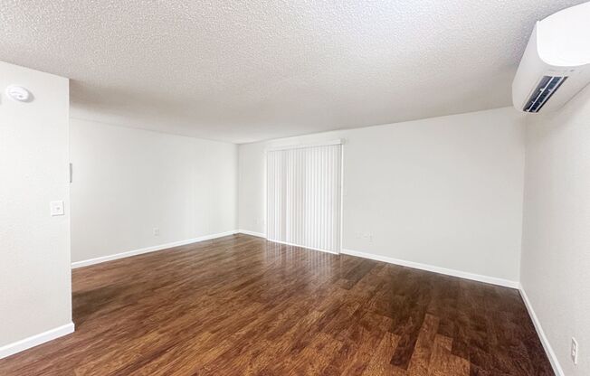 2 beds, 1 bath, 788 sqft, $1,250, Unit 1873C