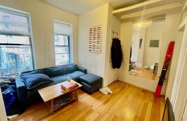 11 Charter St.