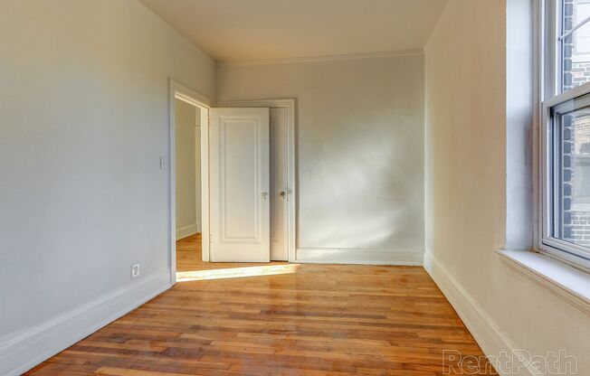 1 bed, 1 bath, 535 sqft, $1,090, Unit 414