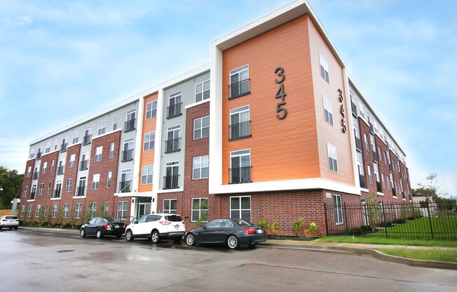 1 bed, 1 bath, 657 sqft, $1,400
