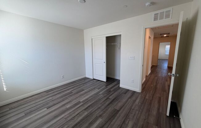 3 beds, 2.5 baths, $2,095