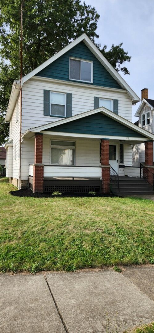 89 Crumlin Dr