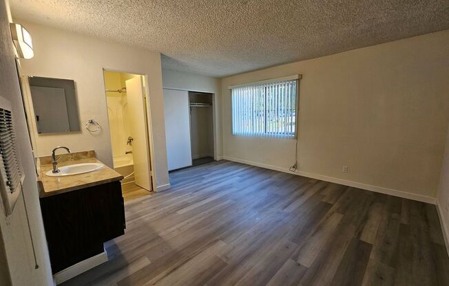 1 bed, 1 bath, $1,550