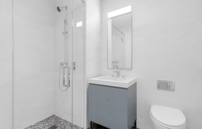 50 W 66 ST