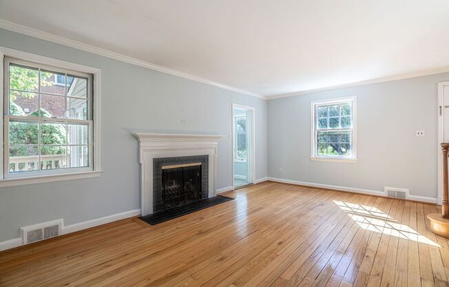 Charming 3 Bedroom Colonial Home in Bethesda