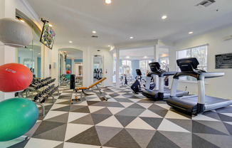 Sarasota Apartments Fitness Center - Saratoga Place
