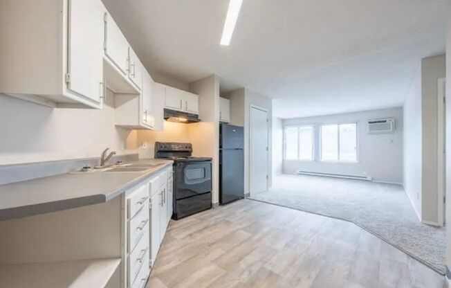 2 beds, 1 bath, 693 sqft, $885, Unit 3012