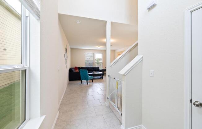 10623 RAYBURN LNDG
