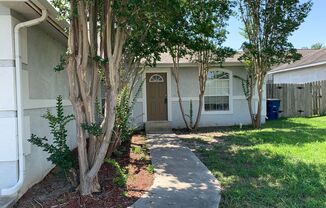 3 beds, 2 baths, $1,395