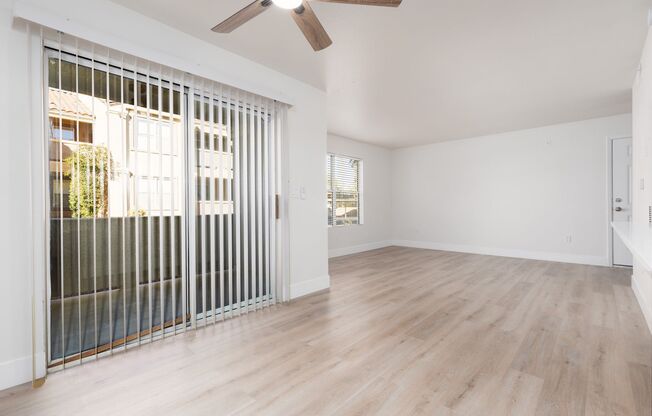 3 beds, 2 baths, $1,675, Unit # 1080