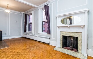 Studio, 1 bath, 363 sqft, $2,800, Unit 4Q