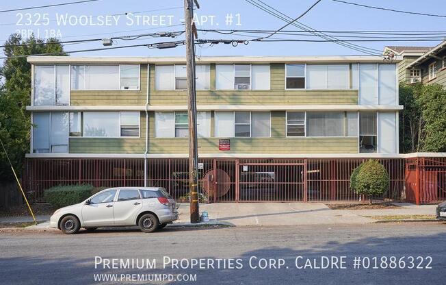 2325 Woolsey St