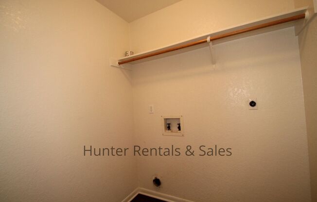 2 beds, 2 baths, $1,025, Unit Unit A