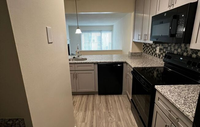 2 beds, 2 baths, 1,017 sqft, $1,975, Unit 1003 G #2A