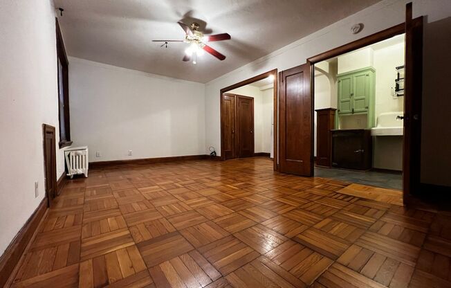 Studio, 1 bath, 400 sqft, $825, Unit 309