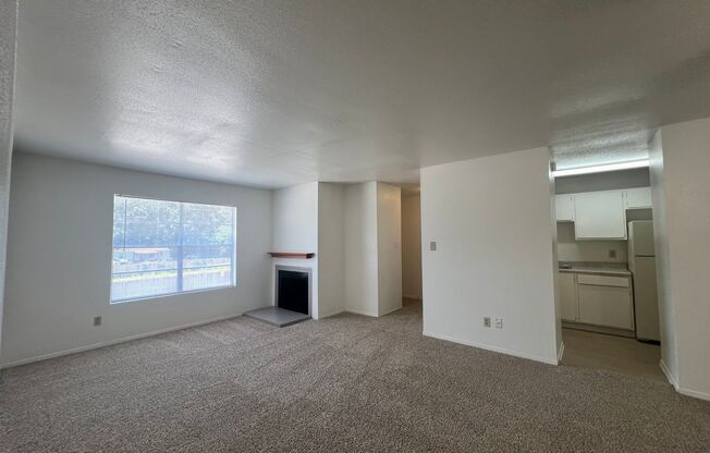 2 beds, 2 baths, 1,000 sqft, $1,225, Unit 808