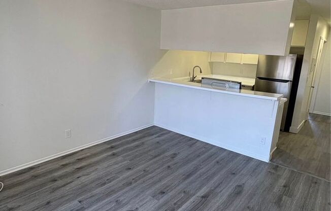 Woodman Apartments