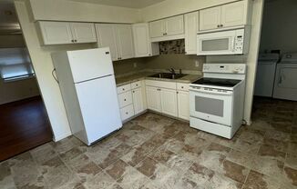 3 beds, 1 bath, $1,250