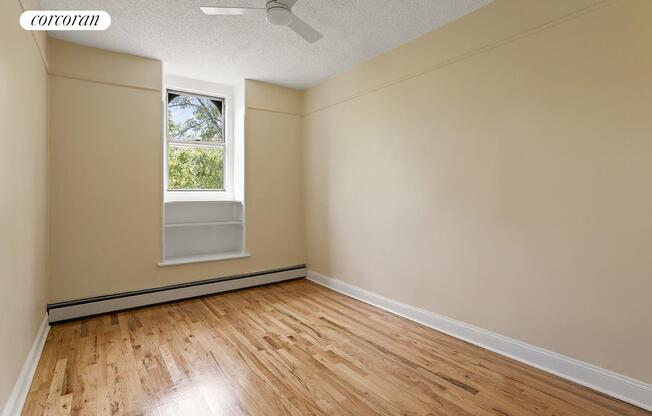 172 LAFAYETTE AVE