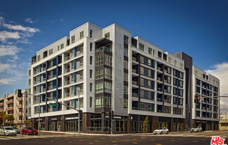 2 beds, 2 baths, 1,060 sqft, $4,995, Unit 232