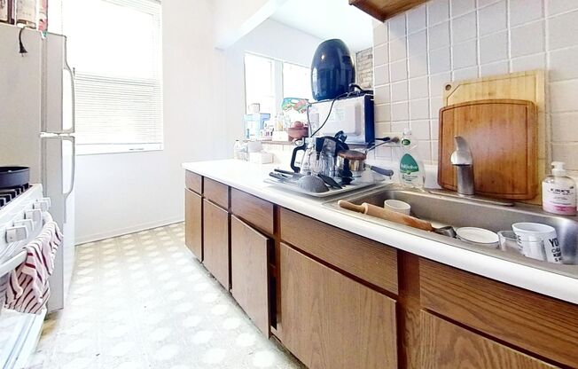 1 bed, 1 bath, 810 sqft, $2,350, Unit 1309 3A