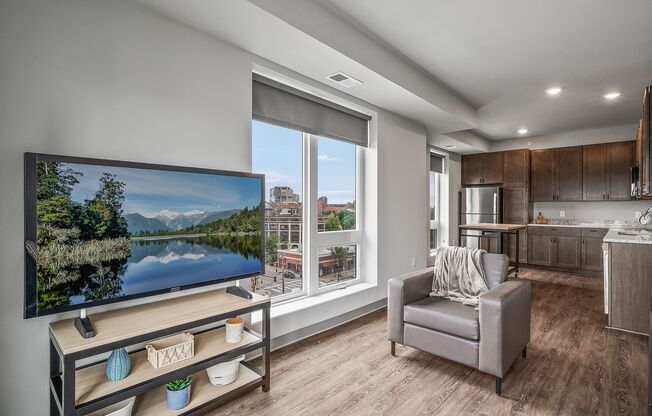 4 beds, 2 baths, 1,231 sqft, $3,240, Unit 305