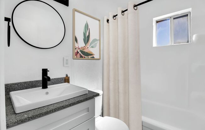 2 beds, 1 bath, 750 sqft, $1,100, Unit 316