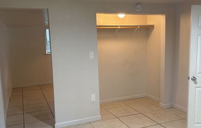 1 bed, 1 bath, $1,095, Unit 817 Rio Chico #3