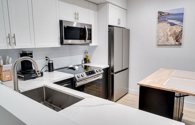 Studio, 1 bath, 473 sqft, $2,595, Unit 314