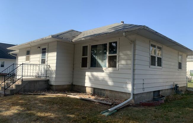 RENT REDUCED! New Flooring & Paint! 3 Bedroom, 1 bath Home located near Norfolk Senior High!