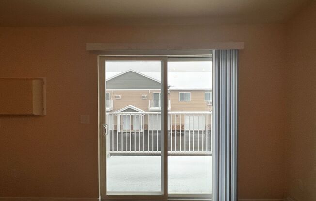 2 beds, 1 bath, 1,040 sqft, $1,485, Unit AT 709-36