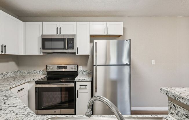 3 beds, 2 baths, 1,198 sqft, $2,285, Unit 16-204