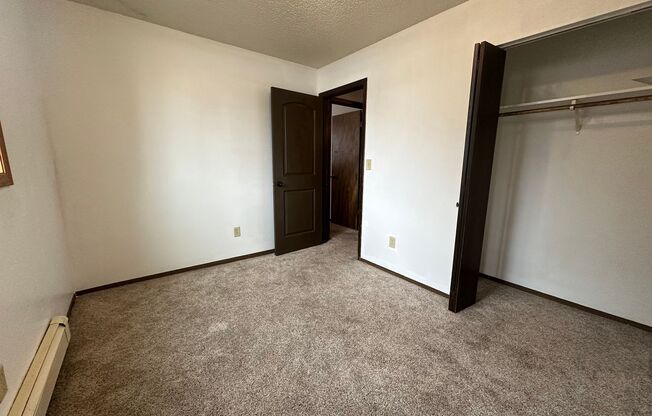 2 beds, 1 bath, 1,000 sqft, $1,000, Unit Unit 3