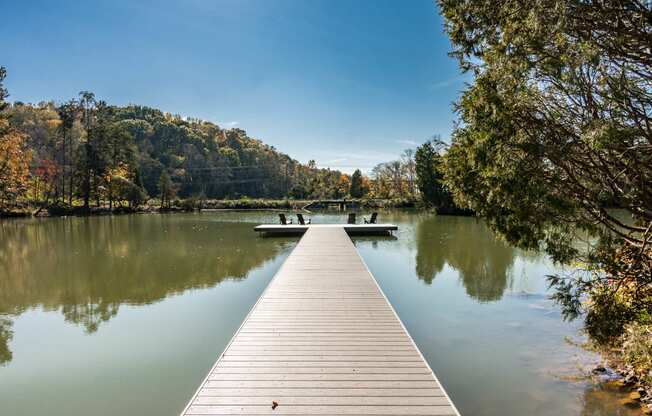 Lake And Dock at Village at Westland Cove Apartments, Tennessee, 37922