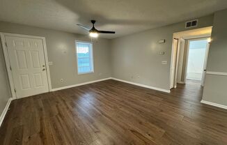 3 beds, 1 bath, $1,595