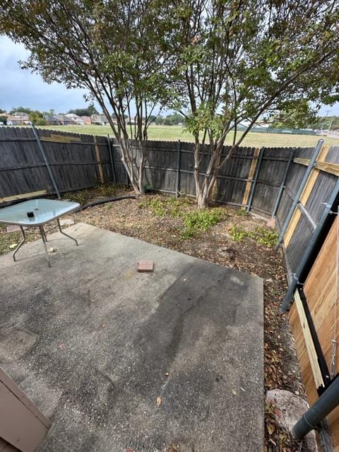 3101 SARAH DR