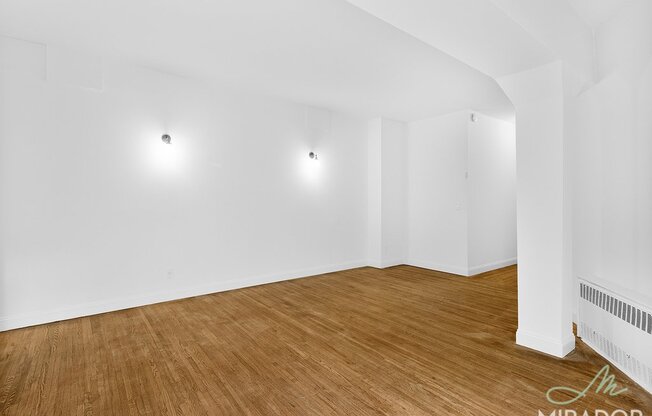 1 bed, 1 bath, $5,300, Unit 3G