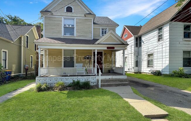 309 EASTERN AVE SE