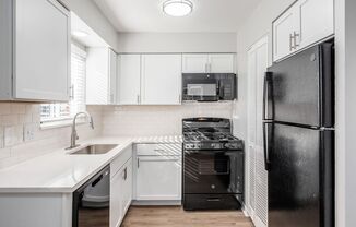 620 RIVERVIEW DR