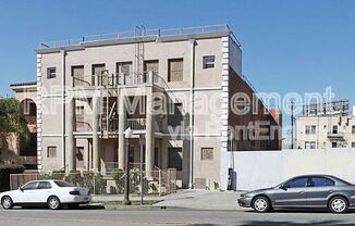 309 S WESTLAKE AVE