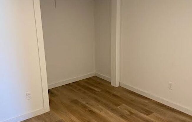 2 beds, 1 bath, $1,000