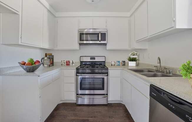 Welcome to The Woodside Apartments