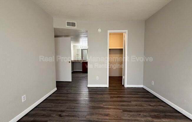 2 beds, 2 baths, 919 sqft, $1,445, Unit Apt 1062